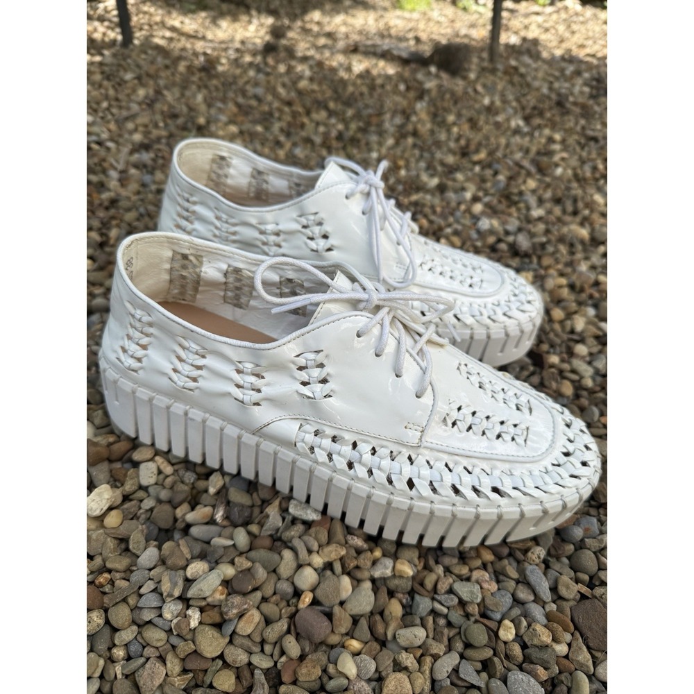 SILENT D Brodies White Patent Lace Up Sneakers 38 7 7.5 Platform Woven Leather